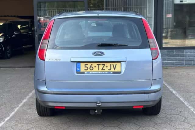 Ford Focus (2007) thumbnail 5