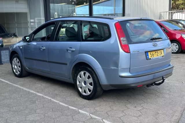 Ford Focus (2007) thumbnail 6