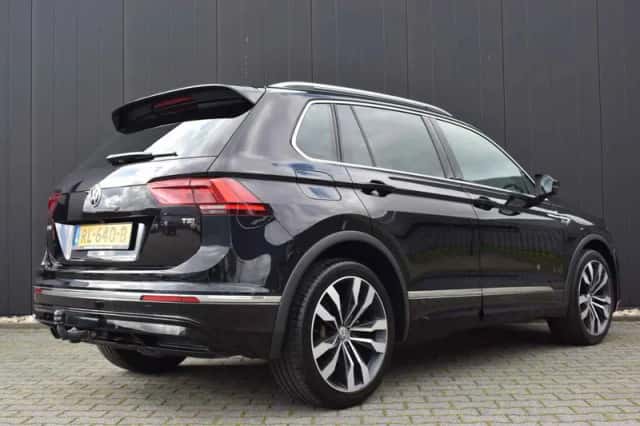 Volkswagen Tiguan (2018) thumbnail 5