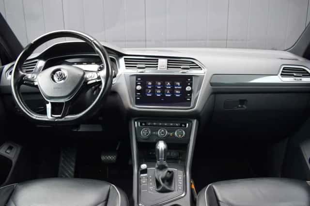 Volkswagen Tiguan (2018) thumbnail 6
