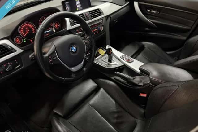 BMW 3-Serie (2013) thumbnail 3