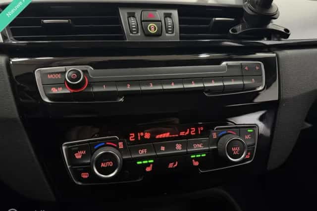 BMW X1 (2017) thumbnail 2