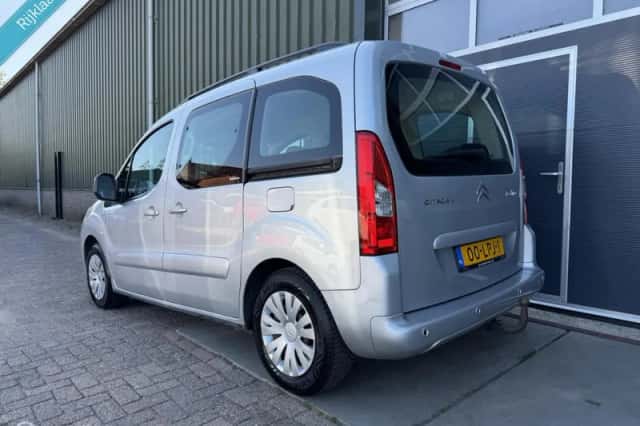 Citroën Berlingo (2010) thumbnail 5