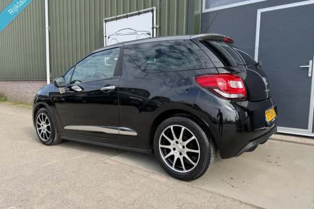 Citroën DS3 (2014) thumbnail 2