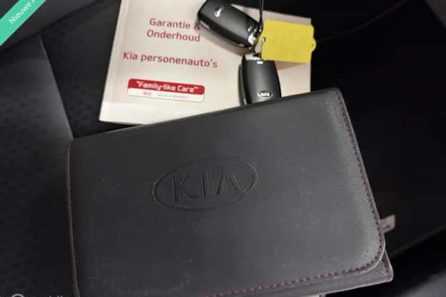 Kia Picanto (2018) thumbnail 3