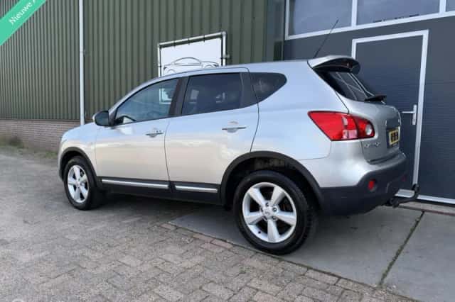 Nissan Qashqai (2007) thumbnail 2