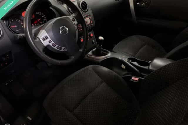 Nissan Qashqai (2007) thumbnail 3