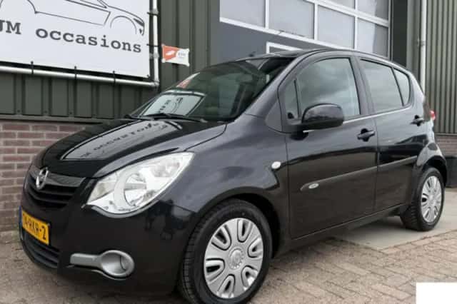 Opel Agila (2011) thumbnail 1
