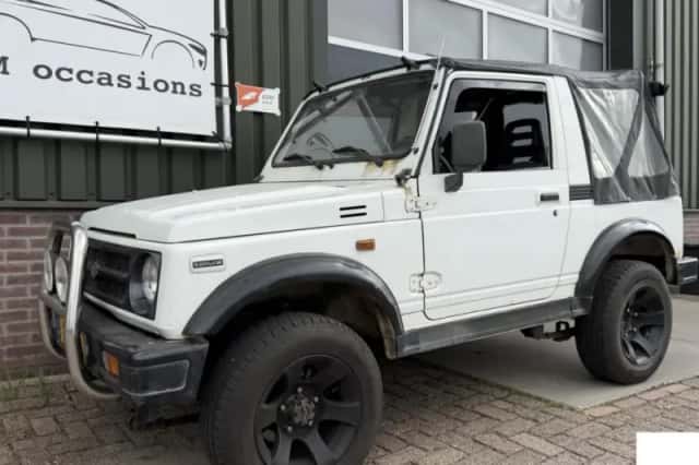 Suzuki Samurai (1992) thumbnail 1