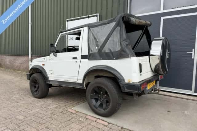 Suzuki Samurai (1992) thumbnail 5