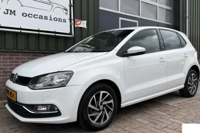 Volkswagen Polo (2017) thumbnail 1