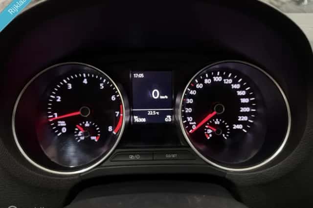 Volkswagen Polo (2017) thumbnail 5