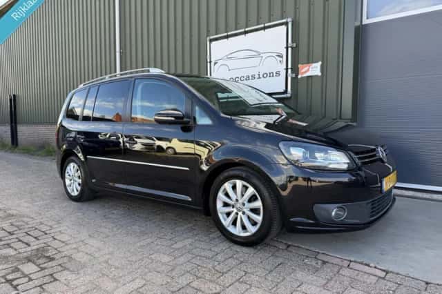 Volkswagen Touran (2012) thumbnail 5