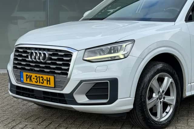 Audi Q2 (2017) thumbnail 6