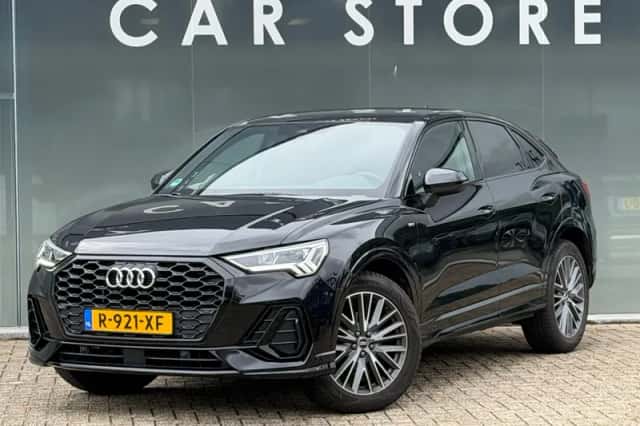 Audi Q3 (2021) thumbnail 2