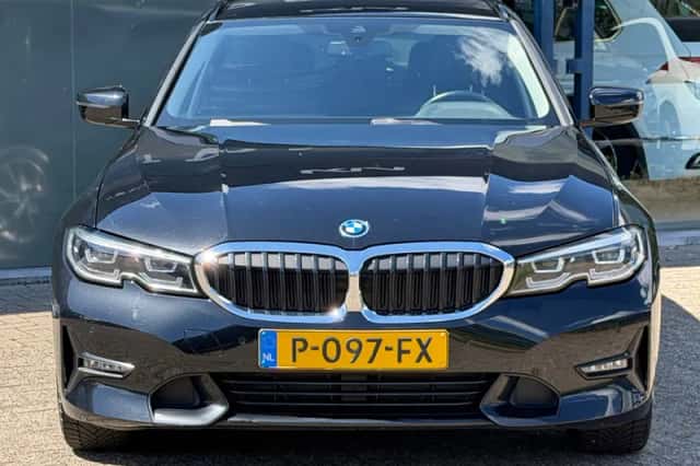 BMW 3-Serie (2022) thumbnail 4