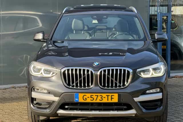 BMW X3 (2019) thumbnail 4