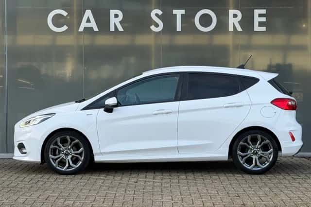 Ford Fiesta (2020) thumbnail 2