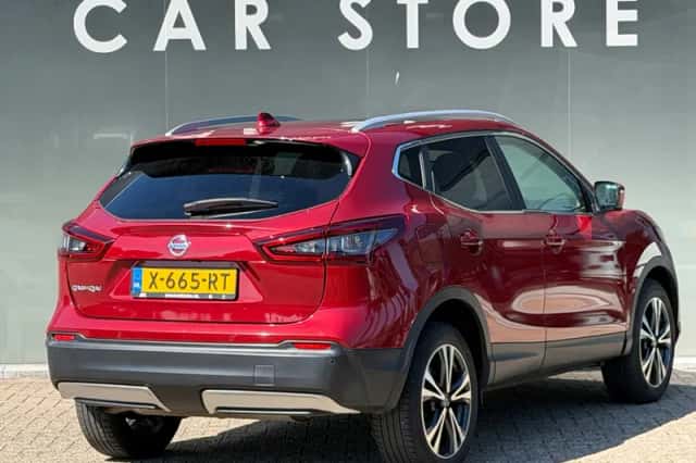 Nissan Qashqai (2021) thumbnail 3