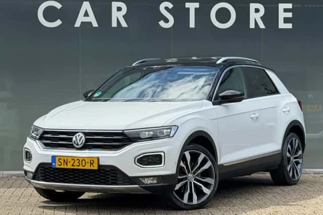 Volkswagen T-Roc (2018) thumbnail 1