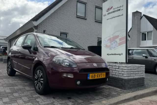 Fiat Punto (2012) thumbnail 1