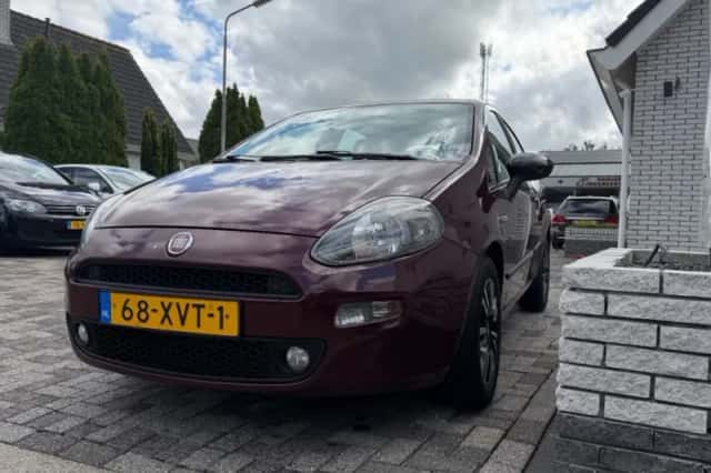 Fiat Punto (2012) thumbnail 3