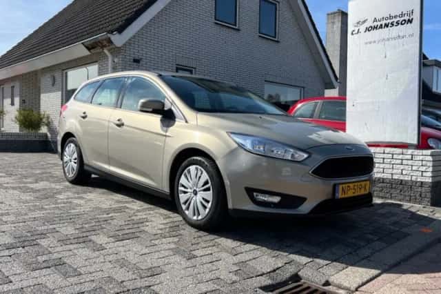 Ford Focus (2017) thumbnail 2