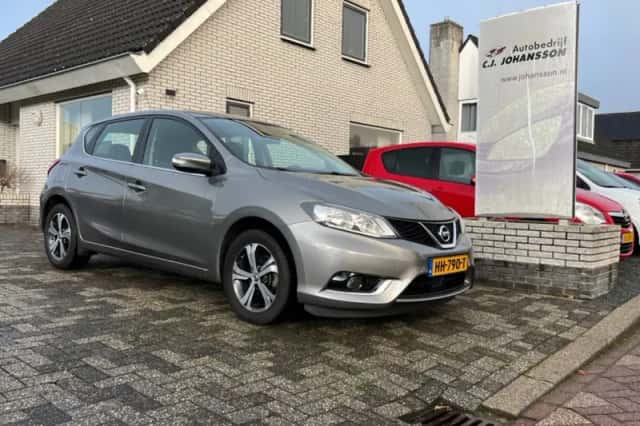 Nissan Pulsar (2015) thumbnail 2