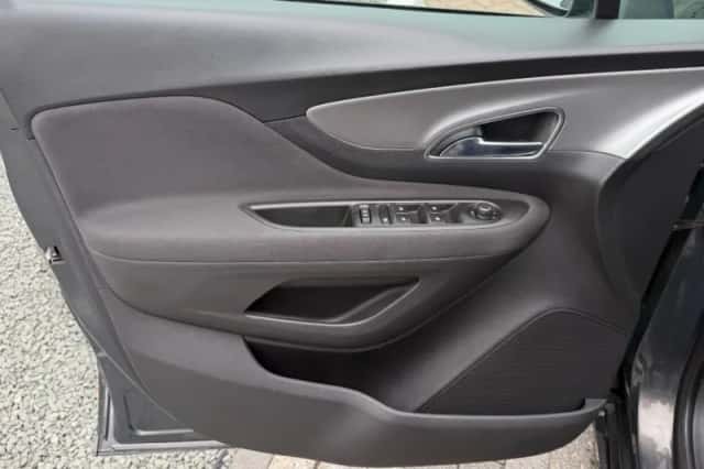 Opel Mokka (2016) thumbnail 6