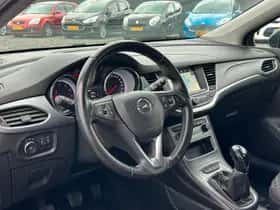 Opel Astra (2020) thumbnail 2