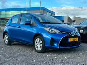 Toyota Yaris (2014) thumbnail 12