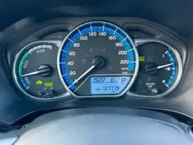 Toyota Yaris (2014) thumbnail 21