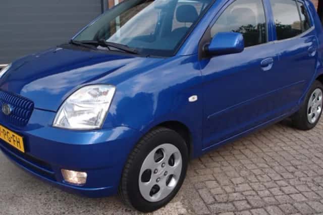 Kia Picanto (2004) thumbnail 2