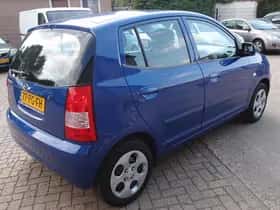 Kia Picanto (2004) thumbnail 4