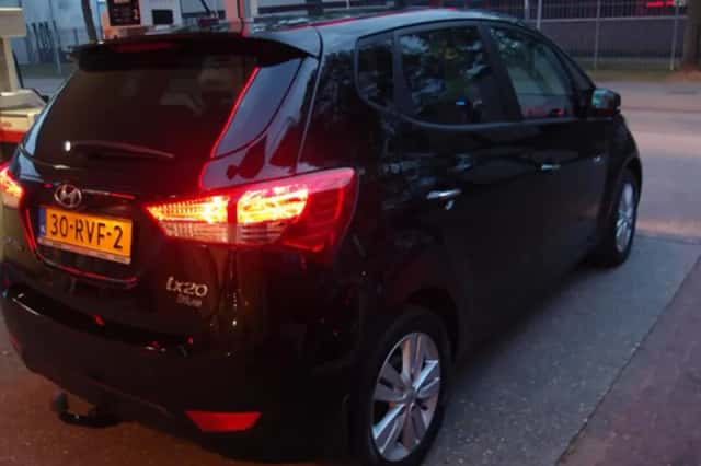 Hyundai ix20 (2011) thumbnail 4