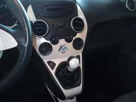 Ford Ka (2013) thumbnail 8