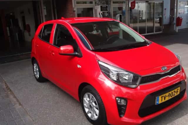 Kia Picanto (2018) thumbnail 3