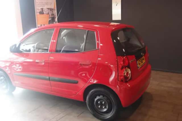 Kia Picanto (2009) thumbnail 2