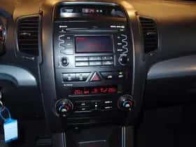 Kia Sorento (2011) thumbnail 15