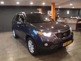 Kia Sorento (2011) thumbnail 3