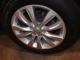 Kia Sorento (2011) thumbnail 25