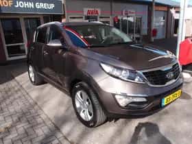 Kia Sportage (2012) thumbnail 3
