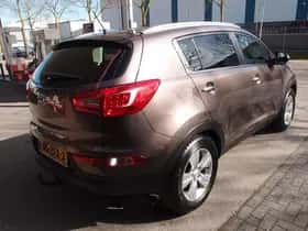Kia Sportage (2012) thumbnail 4