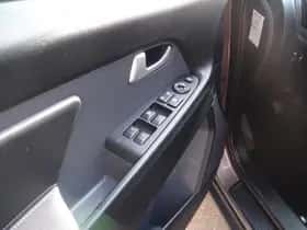 Kia Sportage (2012) thumbnail 6
