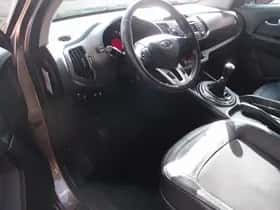 Kia Sportage (2012) thumbnail 8