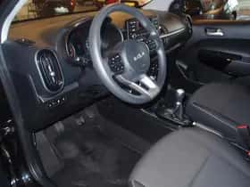 Kia Picanto (2023) thumbnail 8