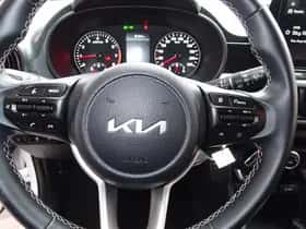 Kia Picanto (2021) thumbnail 14