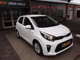 Kia Picanto (2021) thumbnail 3