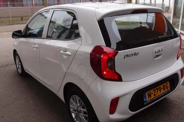 Kia Picanto (2021) thumbnail 5