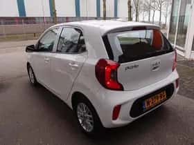 Kia Picanto (2021) thumbnail 5